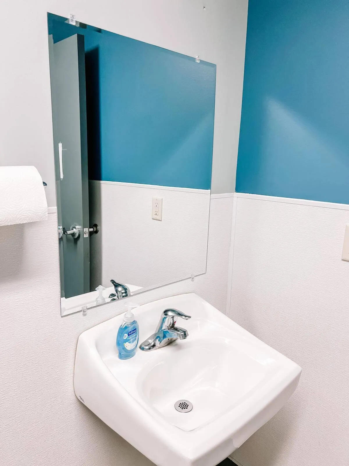 clean bathroom